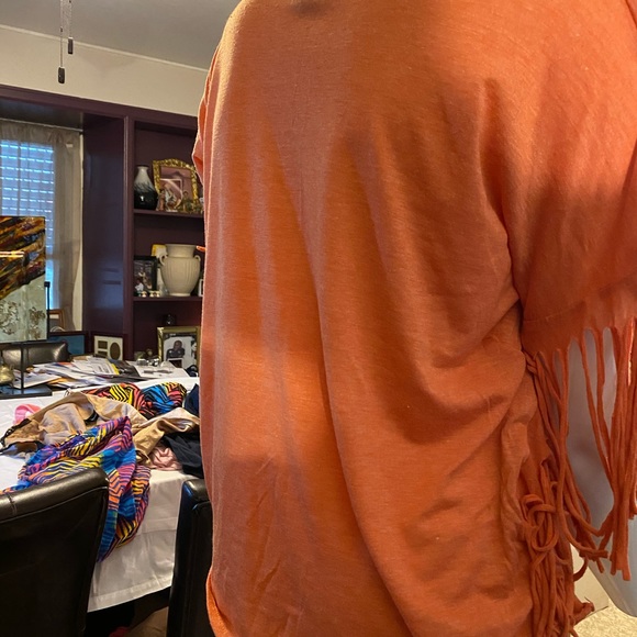 Top - Picture 3 of 3